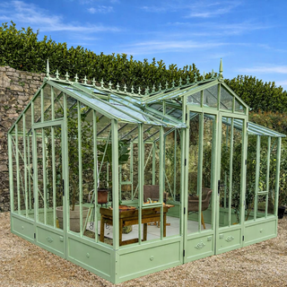 Classique med gavlspids