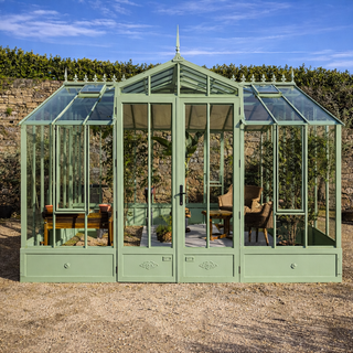 Classique med gavlspids